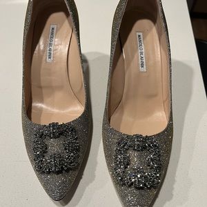 Hangisi Manolo Blahnik